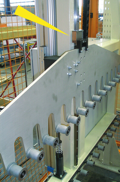 Safety clamping systems for rail constructions on tyre buil...